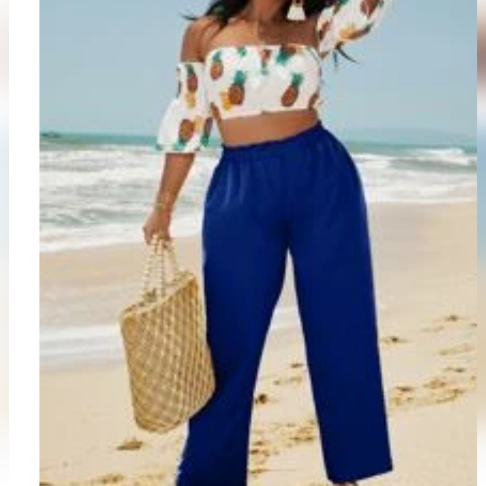 NWOT 2 PIECE SET